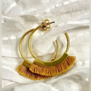 Madewell 1.5” fringe hoop earrings